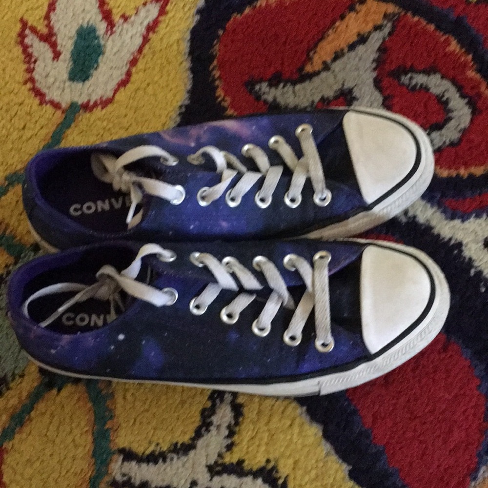 Galaxy chucks!
